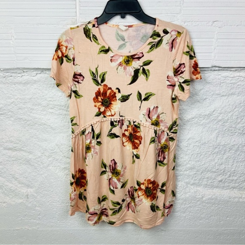 Pinkblush pale pink Floral stretch flowy Short Sleeve Top size medium